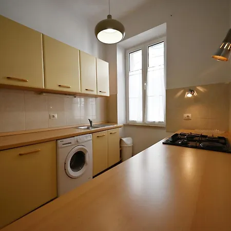 Carera Apartment *